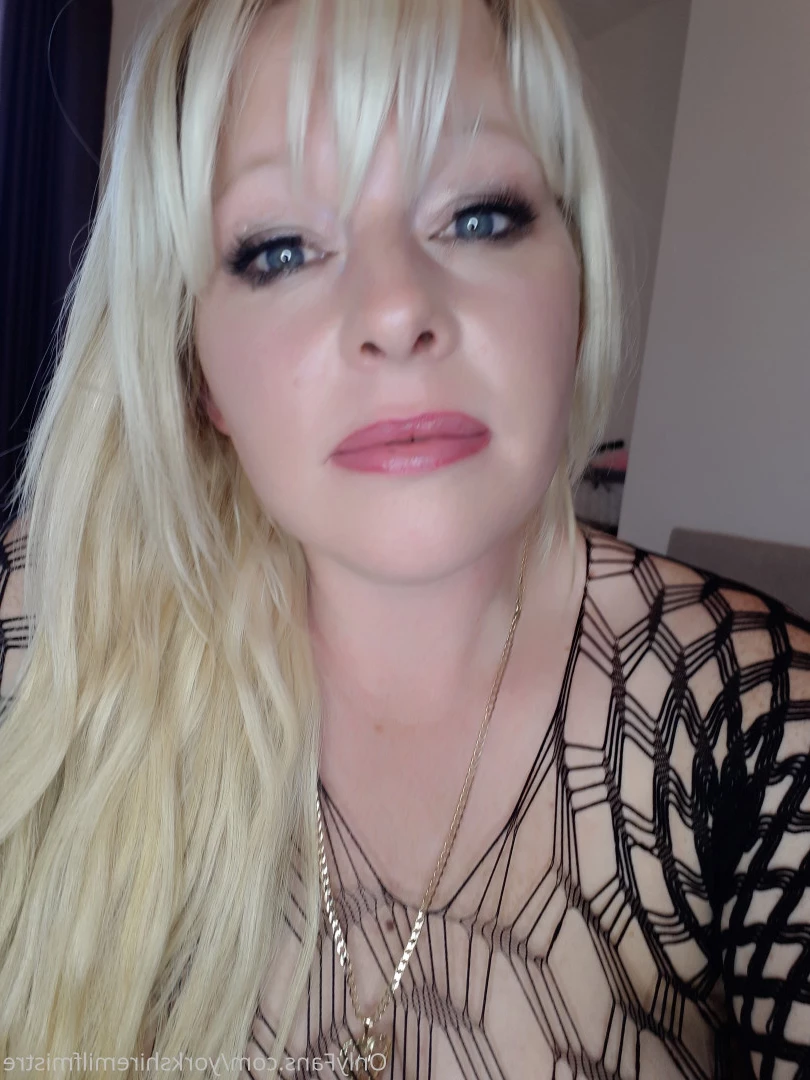 🟢HOT BRITISH 45YR OLD 😈 $3! CAM WITH ME! [ hannahsmith40 ] Onlyfans leaked photo 10180204 on Hotleaks.tv