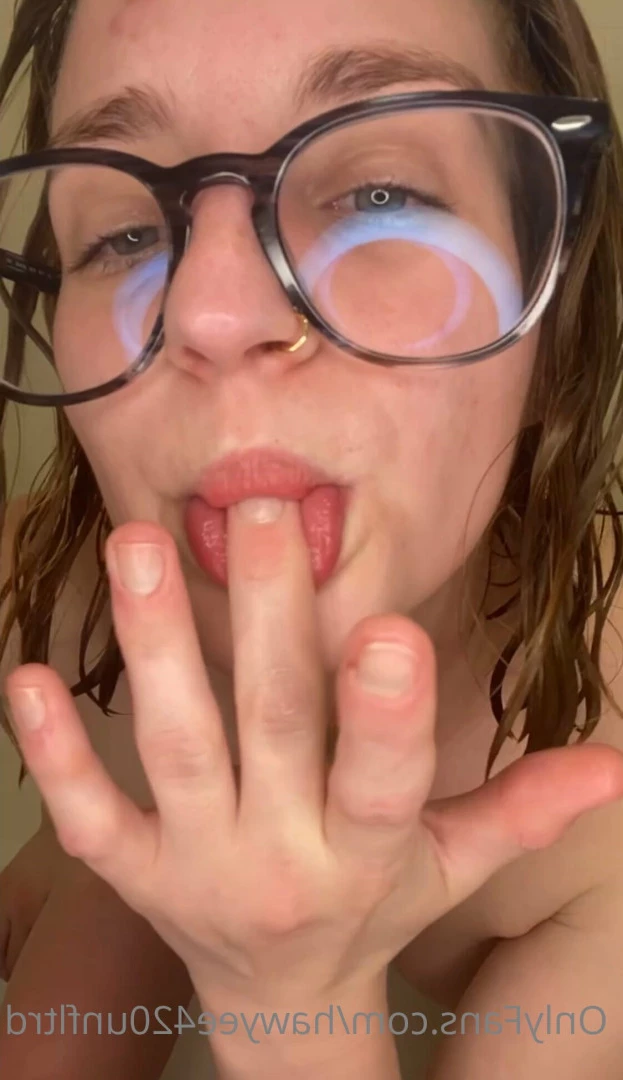stoner girl next door 🍁 [ hawyee420 ] Onlyfans leaked photo 8689235 on Hotleaks.tv