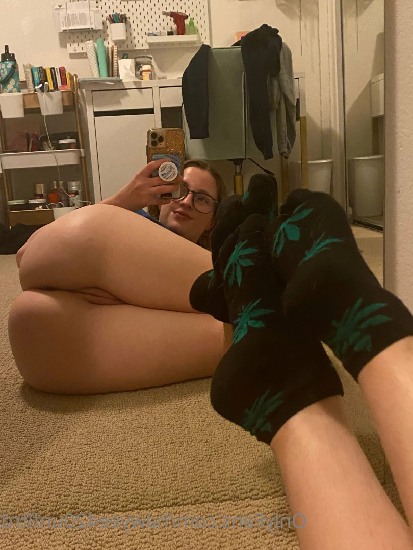 stoner girl next door 🍁 [ hawyee420 ] Onlyfans leaked photo 8692658 on Hotleaks.tv