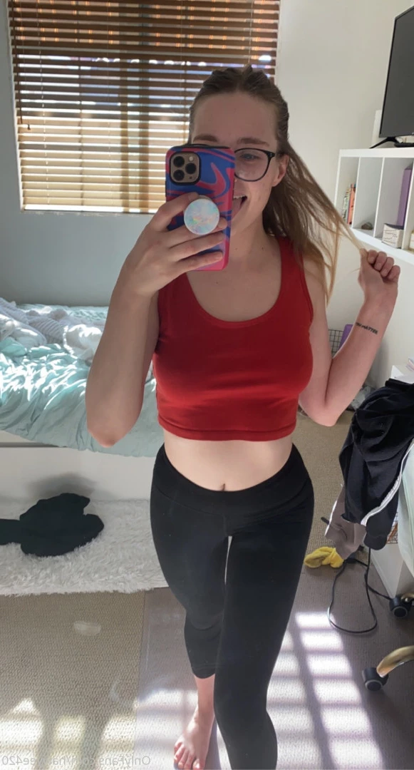 stoner girl next door 🍁 [ hawyee420 ] Onlyfans leaked photo 8699982 on Hotleaks.tv