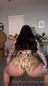 10403378