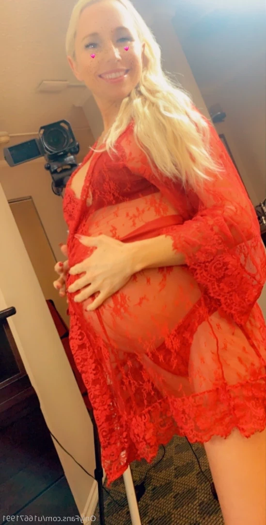 hayleelove Onlyfans leaked photo 8600671 on Hotleaks.tv