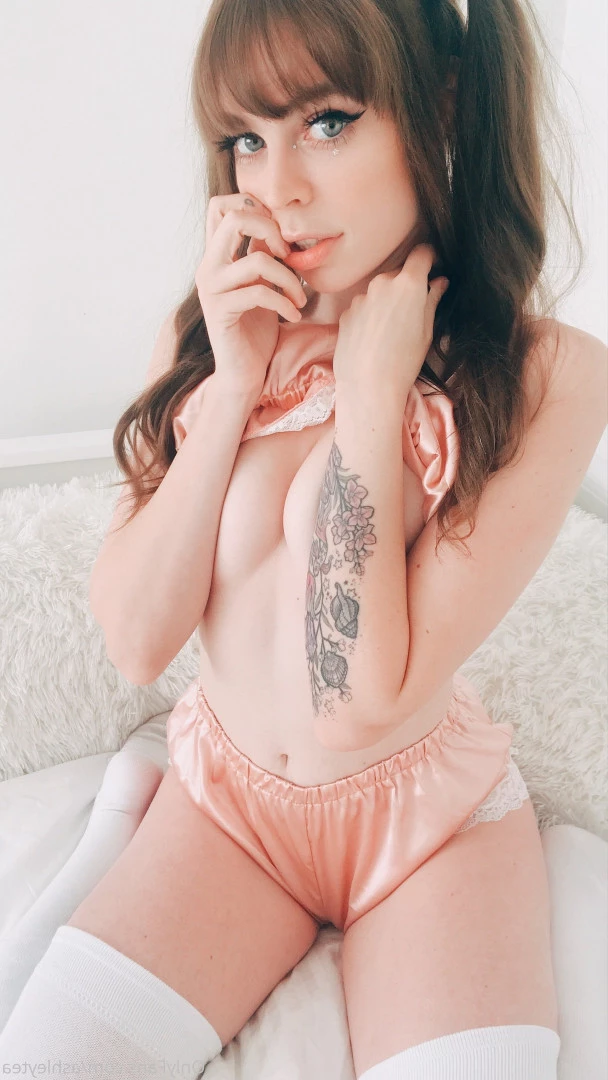 Ashley Tea [ heyashleytea ] Onlyfans leaked photo 8633553 on Hotleaks.tv
