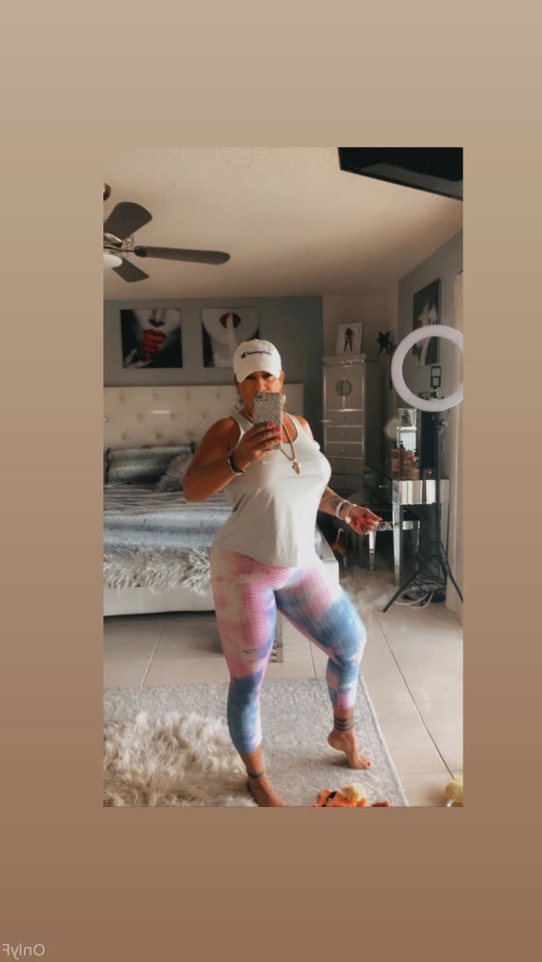 Queen Tots [ hottotrottots ] Onlyfans leaked photo 8462601 on Hotleaks.tv