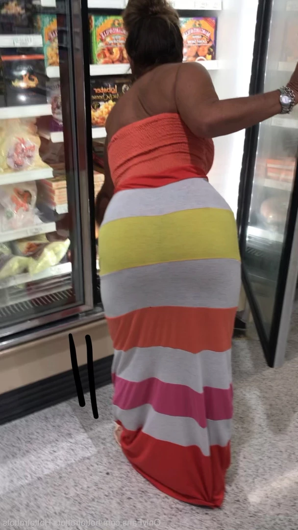 Queen Tots [ hottotrottots ] Onlyfans leaked photo 8462945 on Hotleaks.tv