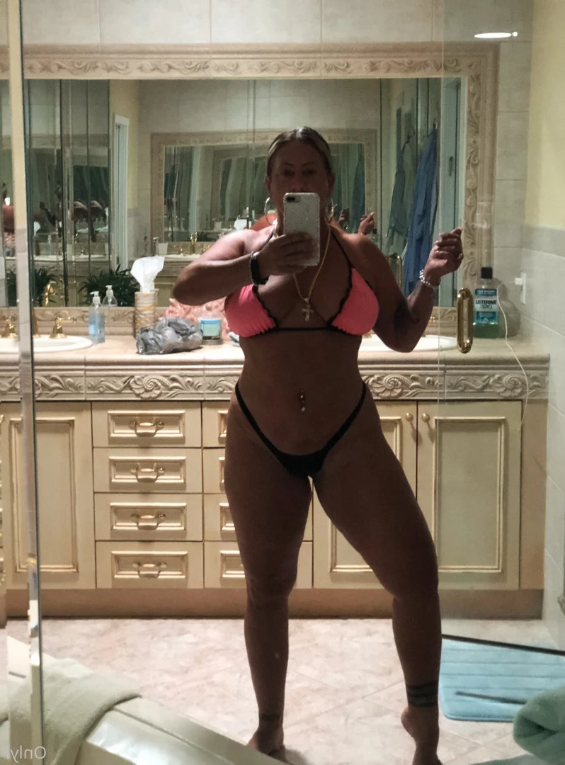 Queen Tots [ hottotrottots ] Onlyfans leaked photo 8463048 on Hotleaks.tv
