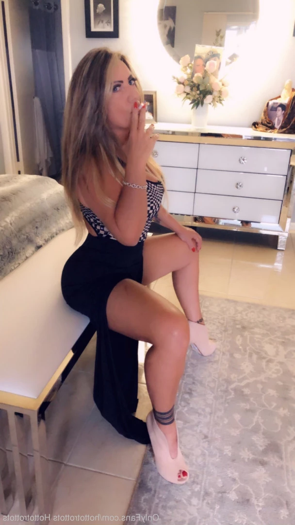 Queen Tots [ hottotrottots ] Onlyfans leaked photo 8463589 on Hotleaks.tv