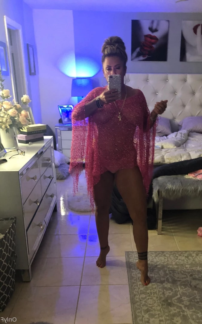 Queen Tots [ hottotrottots ] Onlyfans leaked photo 8465513 on Hotleaks.tv