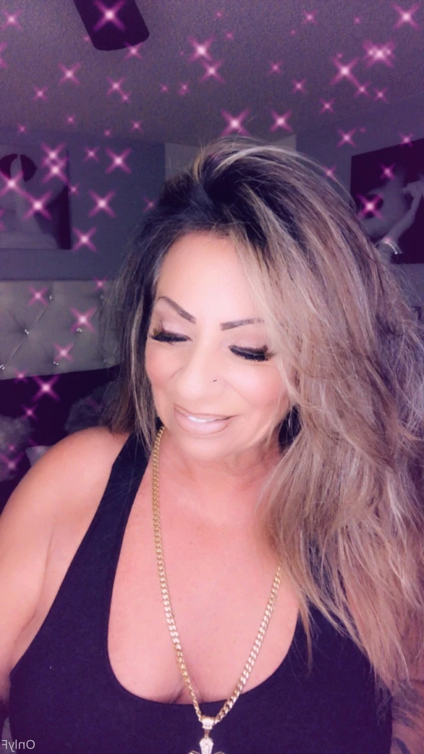 Queen Tots [ hottotrottots ] Onlyfans leaked photo 8467109 on Hotleaks.tv