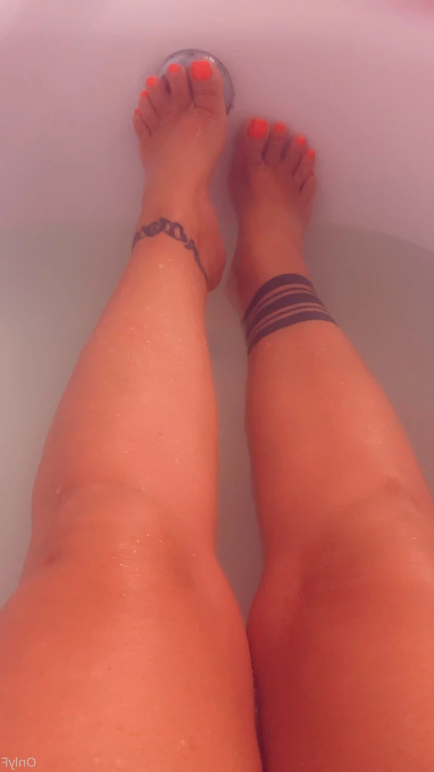 Queen Tots [ hottotrottots ] Onlyfans leaked photo 8468769 on Hotleaks.tv