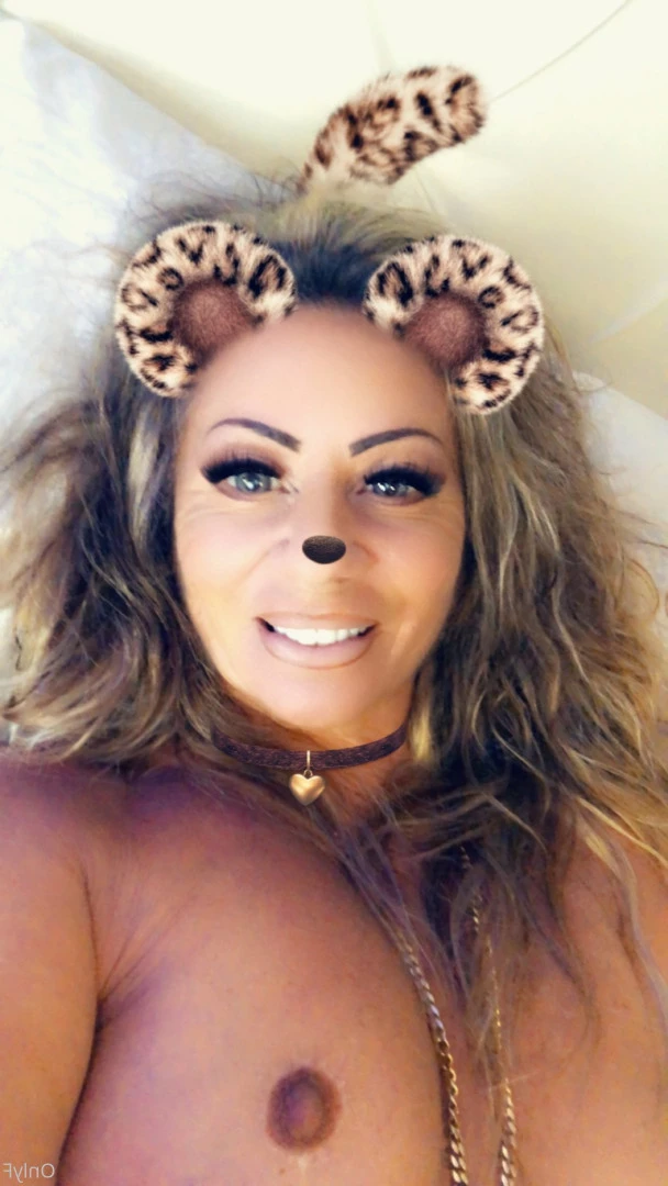 Queen Tots [ hottotrottots ] Onlyfans leaked photo 8469063 on Hotleaks.tv