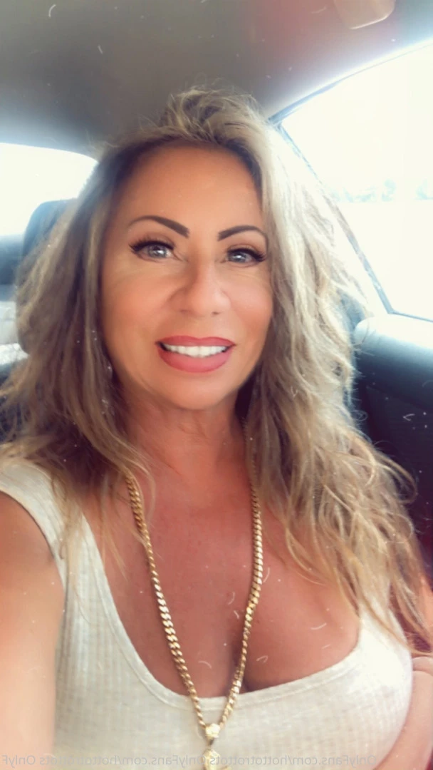 Queen Tots [ hottotrottots ] Onlyfans leaked photo 8469753 on Hotleaks.tv