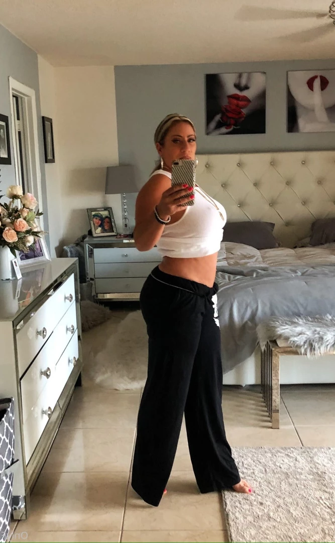 Queen Tots [ hottotrottots ] Onlyfans leaked photo 8469785 on Hotleaks.tv
