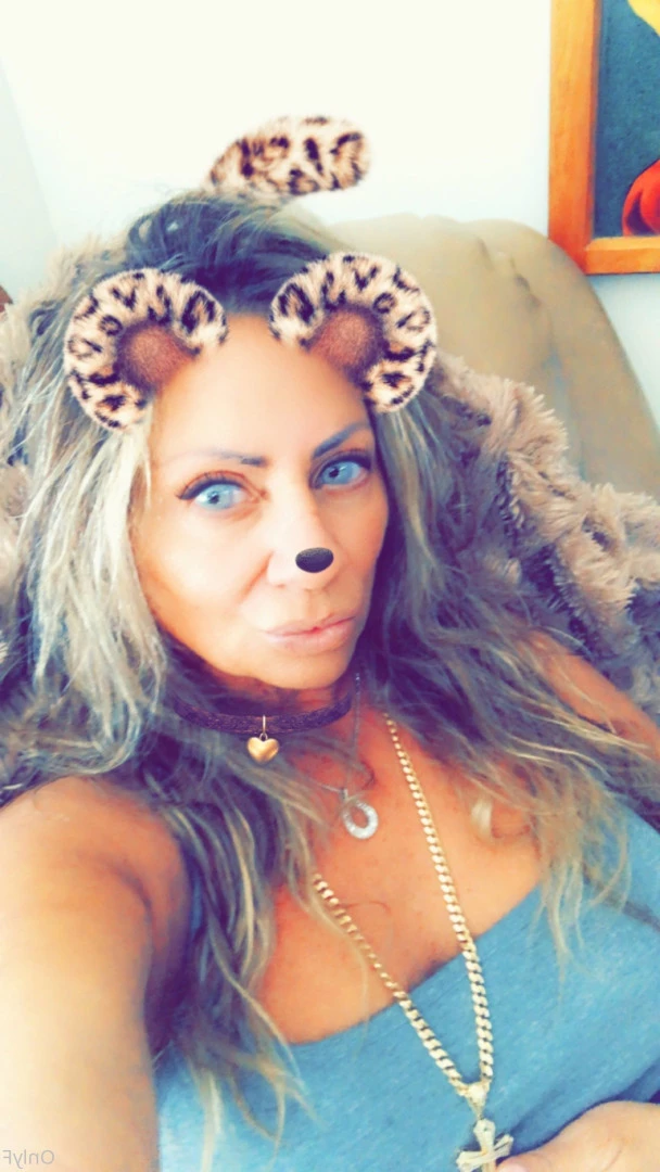 Queen Tots [ hottotrottots ] Onlyfans leaked photo 8469879 on Hotleaks.tv
