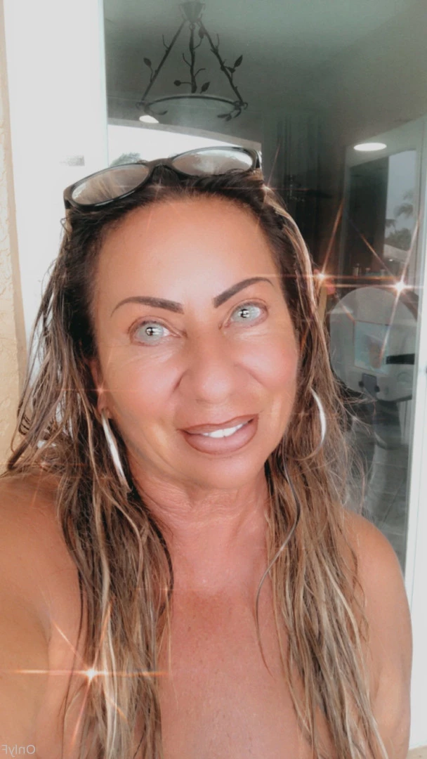 Queen Tots [ hottotrottots ] Onlyfans leaked photo 8470058 on Hotleaks.tv