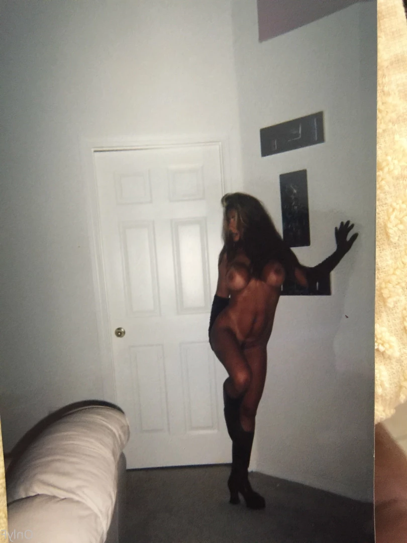 Queen Tots [ hottotrottots ] Onlyfans leaked photo 8470349 on Hotleaks.tv
