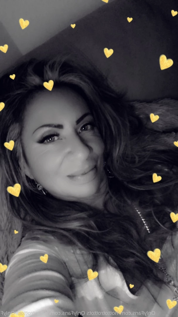 Queen Tots [ hottotrottots ] Onlyfans leaked photo 8470573 on Hotleaks.tv