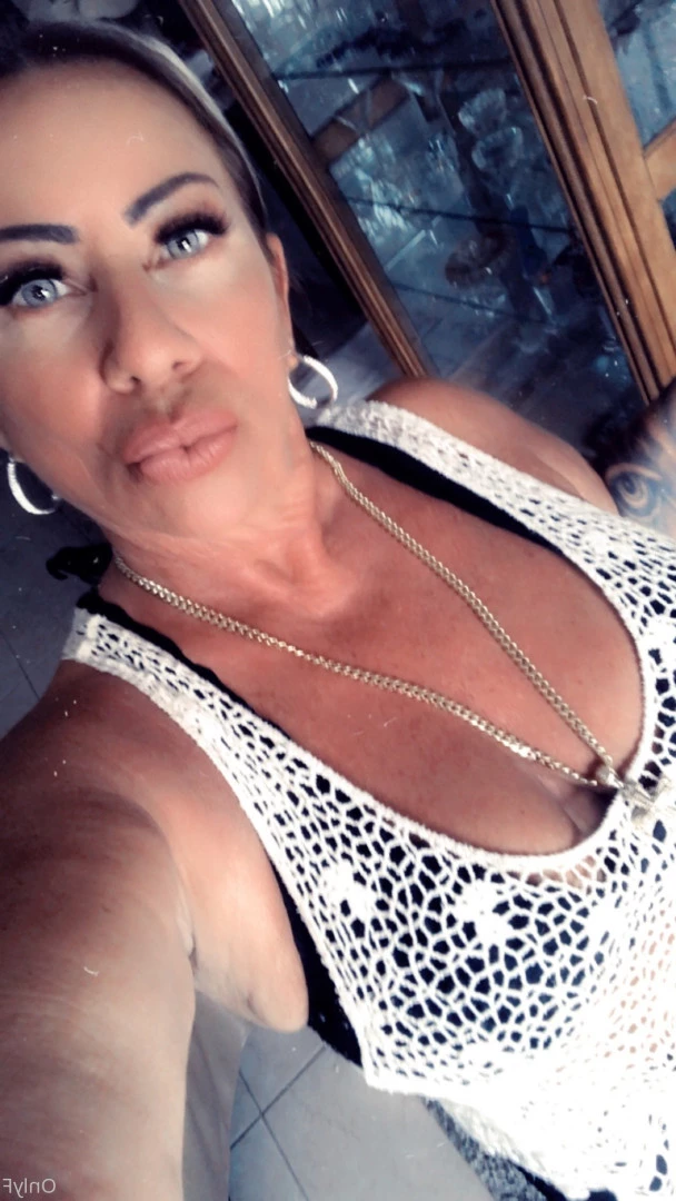 Queen Tots [ hottotrottots ] Onlyfans leaked photo 8471080 on Hotleaks.tv