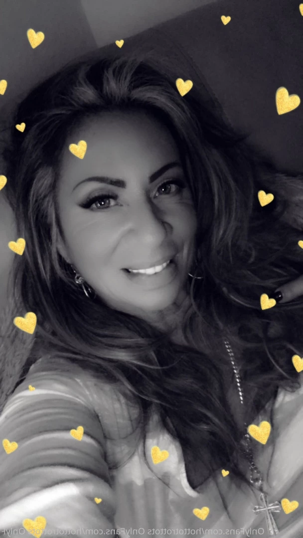 Queen Tots [ hottotrottots ] Onlyfans leaked photo 8471182 on Hotleaks.tv