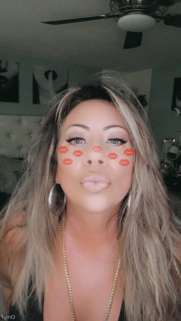 Queen Tots [ hottotrottots ] Onlyfans leaked photo 8472704 on Hotleaks.tv
