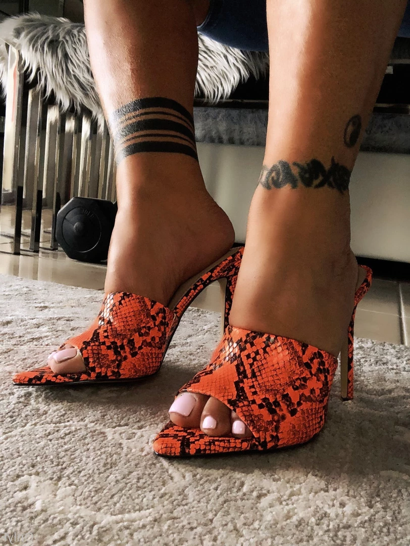 Queen Tots [ hottotrottots ] Onlyfans leaked photo 8472902 on Hotleaks.tv