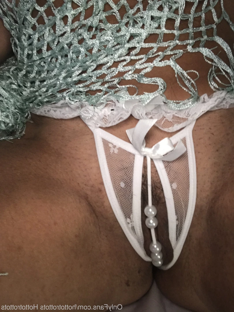 Queen Tots [ hottotrottots ] Onlyfans leaked photo 8473138 on Hotleaks.tv