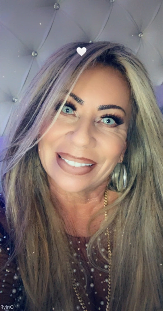 Queen Tots [ hottotrottots ] Onlyfans leaked photo 8473284 on Hotleaks.tv