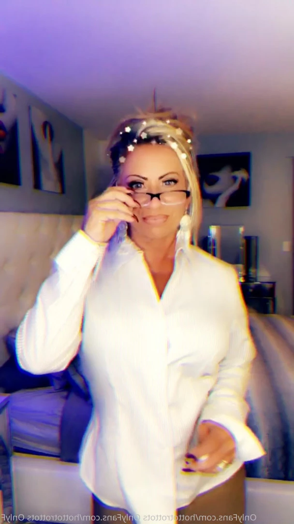 Queen Tots [ hottotrottots ] Onlyfans leaked photo 8474086 on Hotleaks.tv
