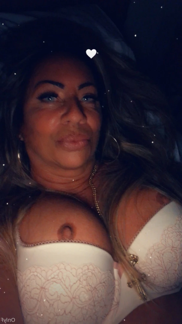Queen Tots [ hottotrottots ] Onlyfans leaked photo 8475647 on Hotleaks.tv
