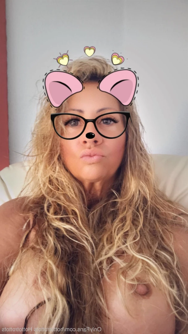 Queen Tots [ hottotrottots ] Onlyfans leaked photo 8475817 on Hotleaks.tv
