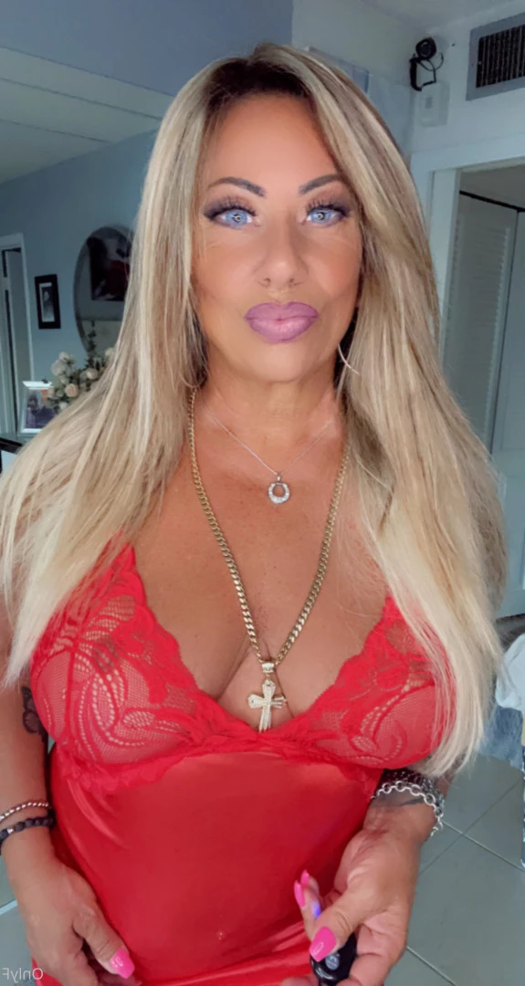 Queen Tots [ hottotrottots ] Onlyfans leaked photo 8476194 on Hotleaks.tv
