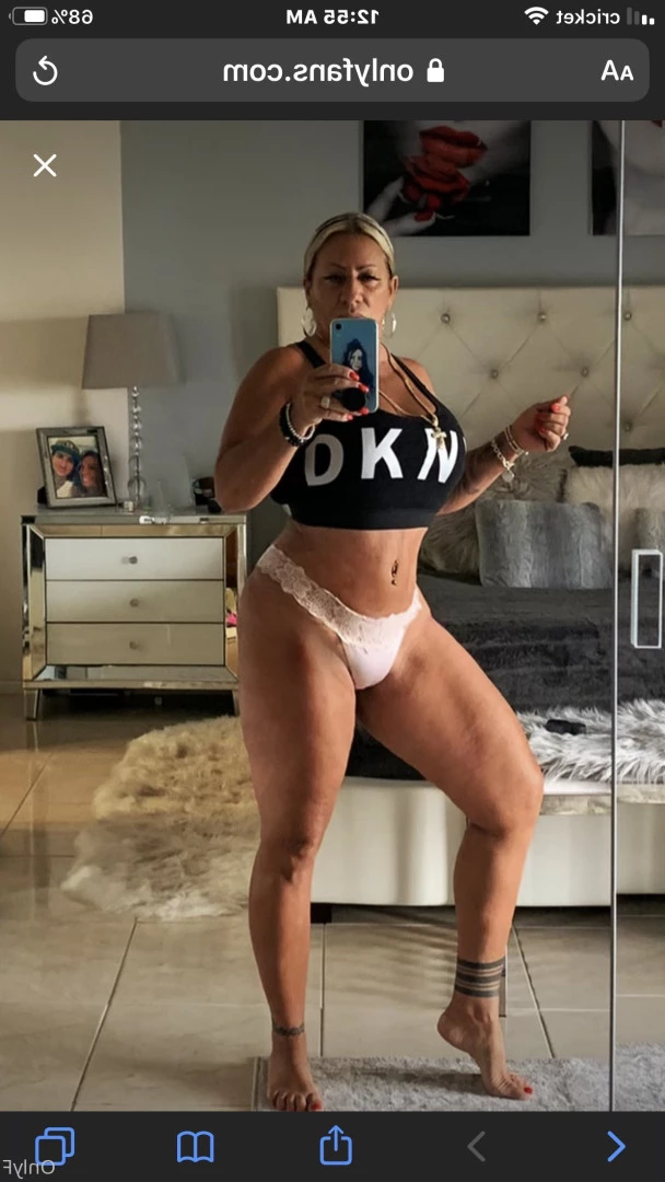 Queen Tots [ hottotrottots ] Onlyfans leaked photo 8477290 on Hotleaks.tv