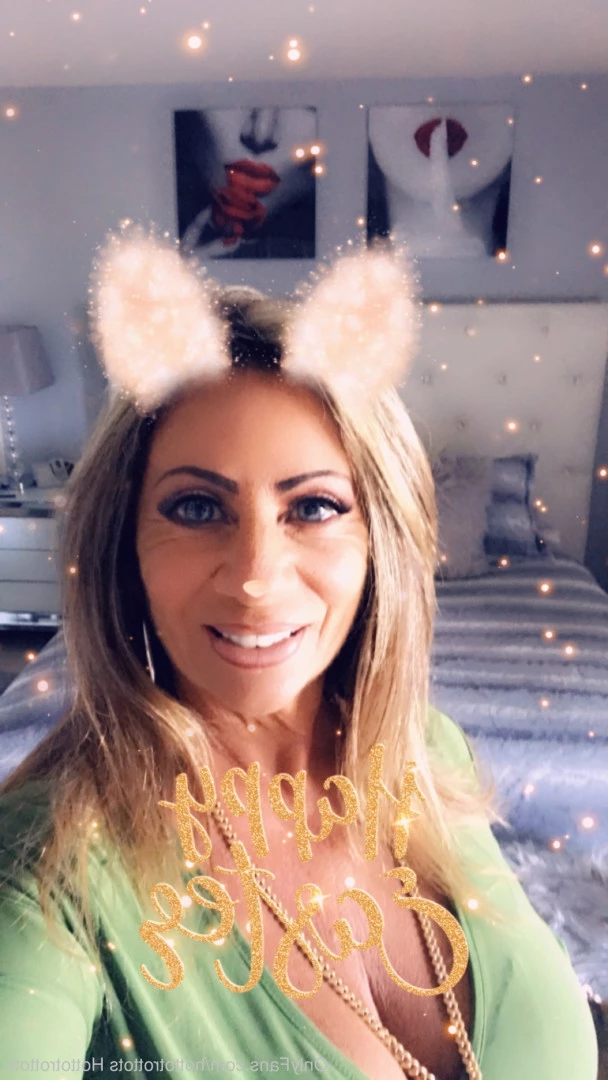 Queen Tots [ hottotrottots ] Onlyfans leaked photo 8480787 on Hotleaks.tv