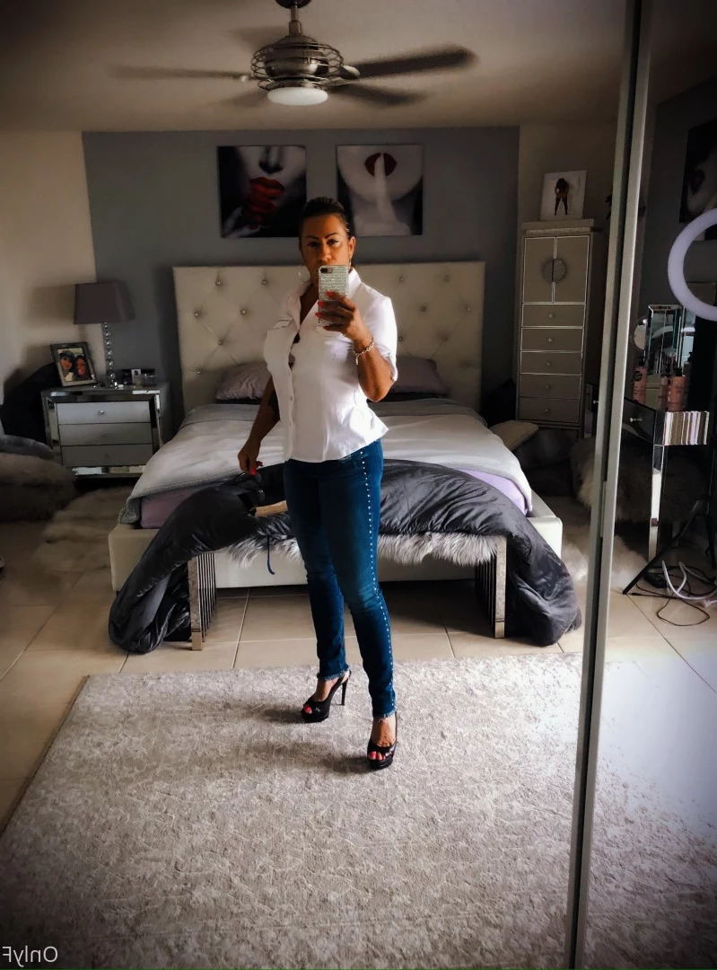 Queen Tots [ hottotrottots ] Onlyfans leaked photo 8482136 on Hotleaks.tv