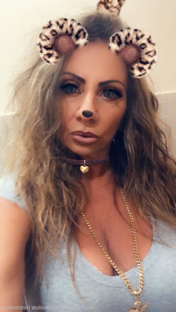 Queen Tots [ hottotrottots ] Onlyfans leaked photo 8482174 on Hotleaks.tv