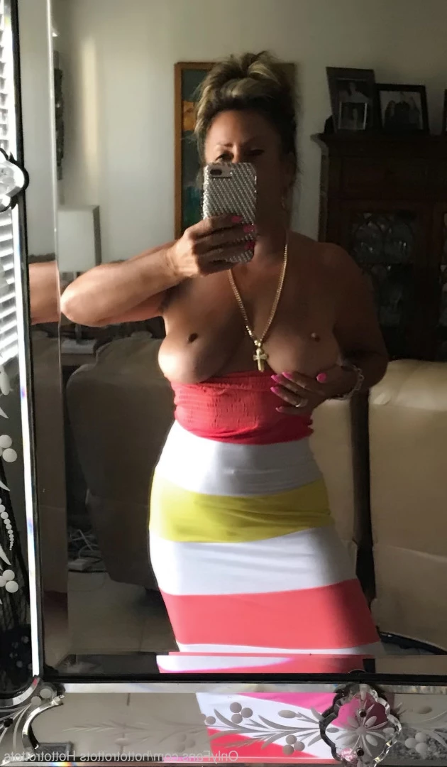 Queen Tots [ hottotrottots ] Onlyfans leaked photo 8482211 on Hotleaks.tv
