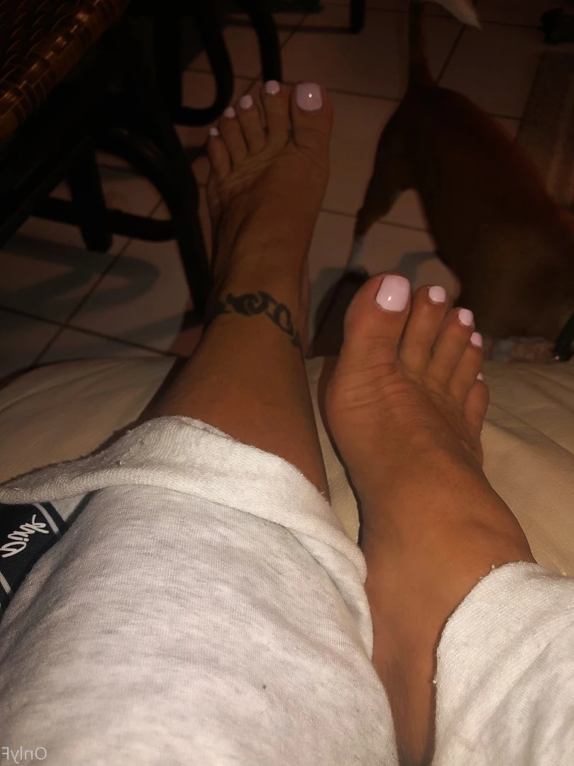Queen Tots [ hottotrottots ] Onlyfans leaked photo 8485752 on Hotleaks.tv