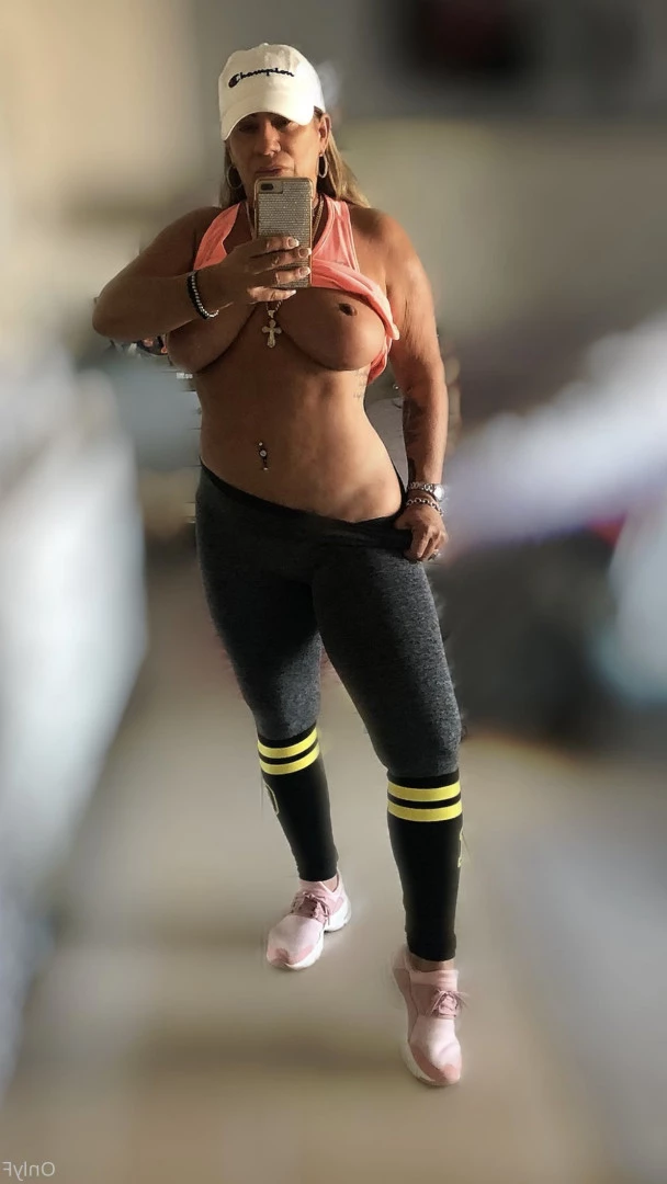 Queen Tots [ hottotrottots ] Onlyfans leaked photo 8485843 on Hotleaks.tv