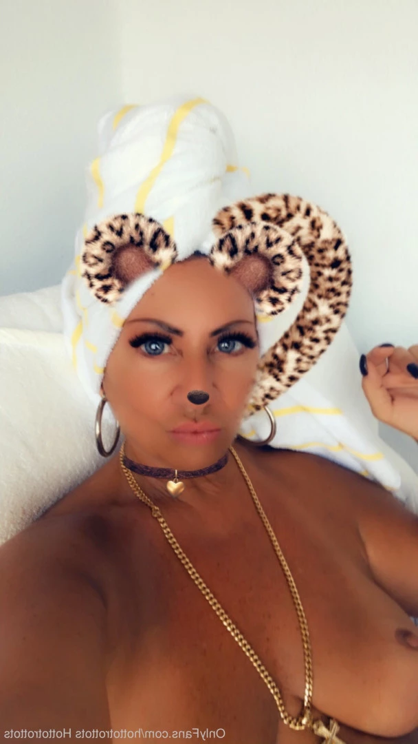 Queen Tots [ hottotrottots ] Onlyfans leaked photo 8487326 on Hotleaks.tv