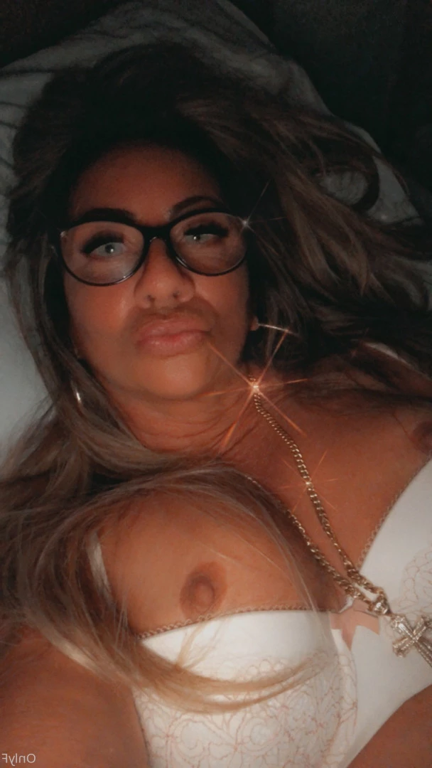 Queen Tots [ hottotrottots ] Onlyfans leaked photo 8487390 on Hotleaks.tv