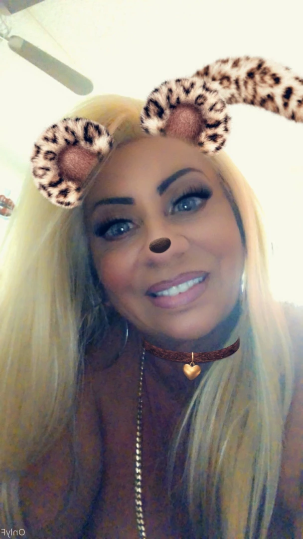 Queen Tots [ hottotrottots ] Onlyfans leaked photo 8488004 on Hotleaks.tv