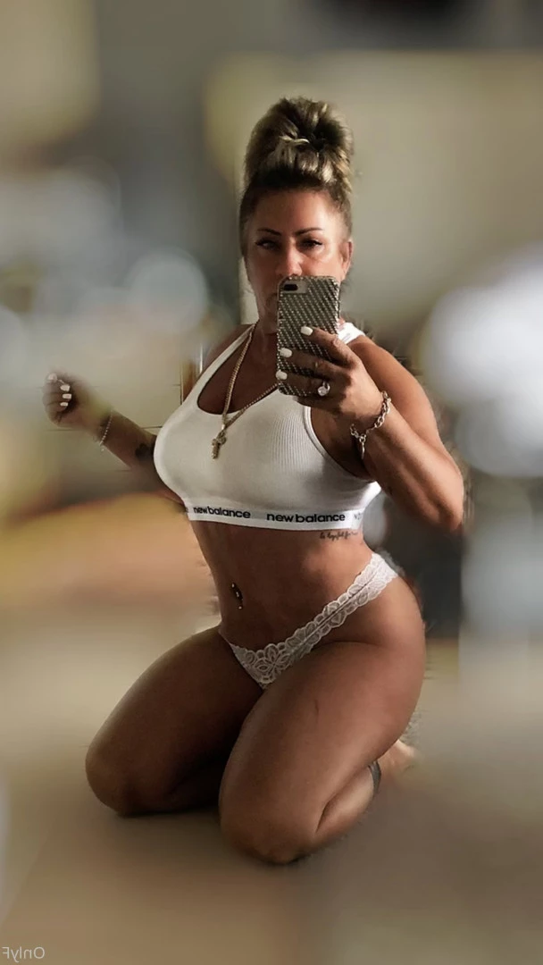 Queen Tots [ hottotrottots ] Onlyfans leaked photo 8488336 on Hotleaks.tv