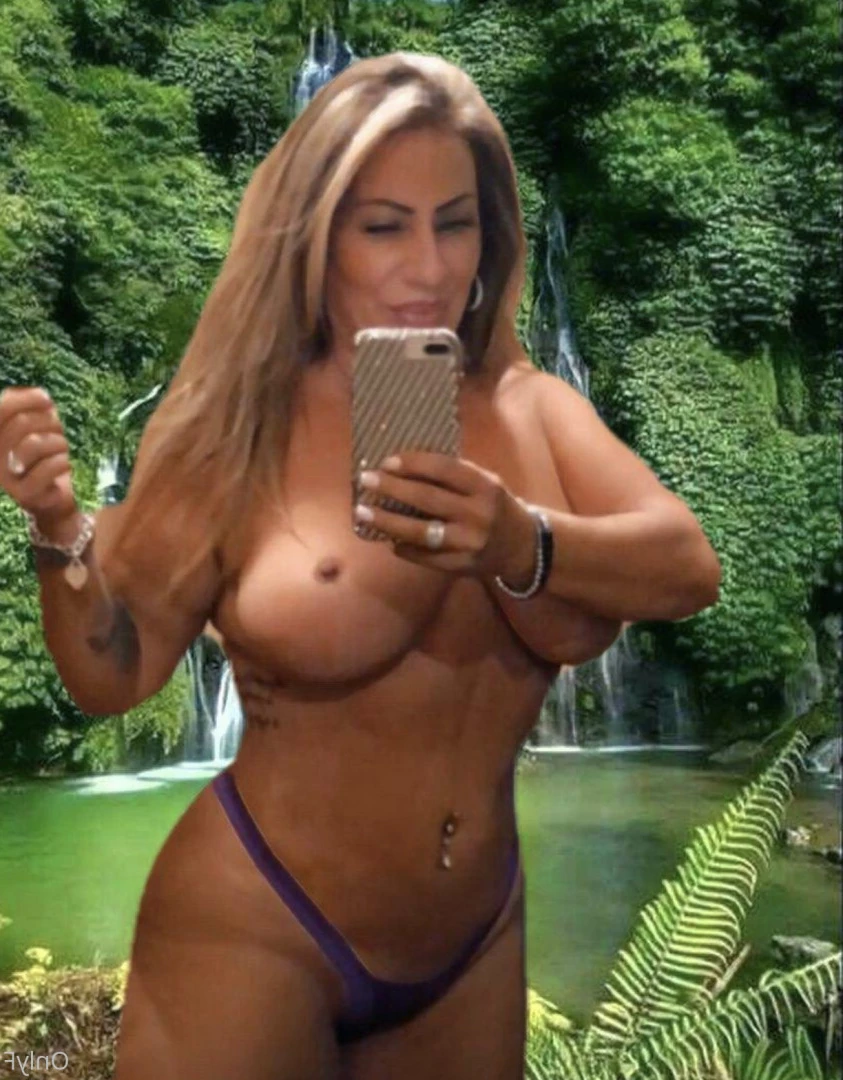 Queen Tots [ hottotrottots ] Onlyfans leaked photo 8488826 on Hotleaks.tv