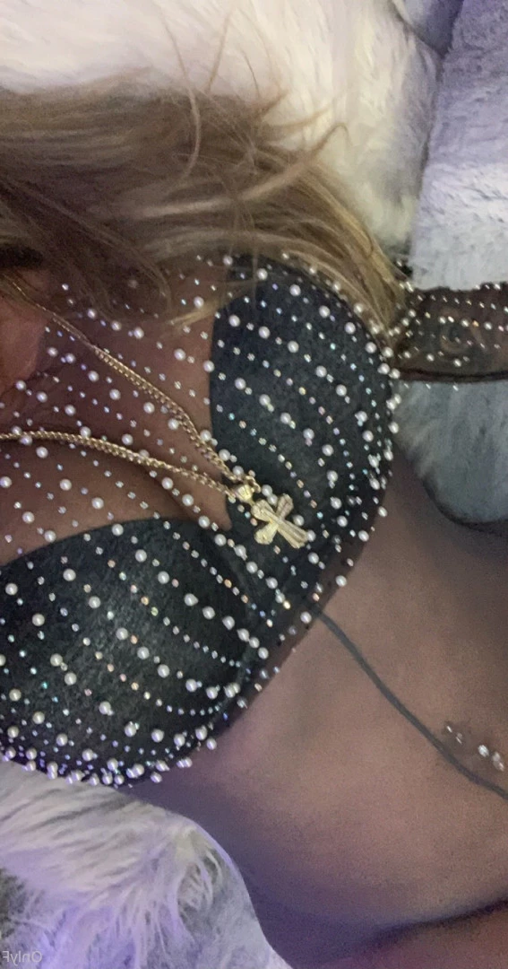 Queen Tots [ hottotrottots ] Onlyfans leaked photo 8489195 on Hotleaks.tv