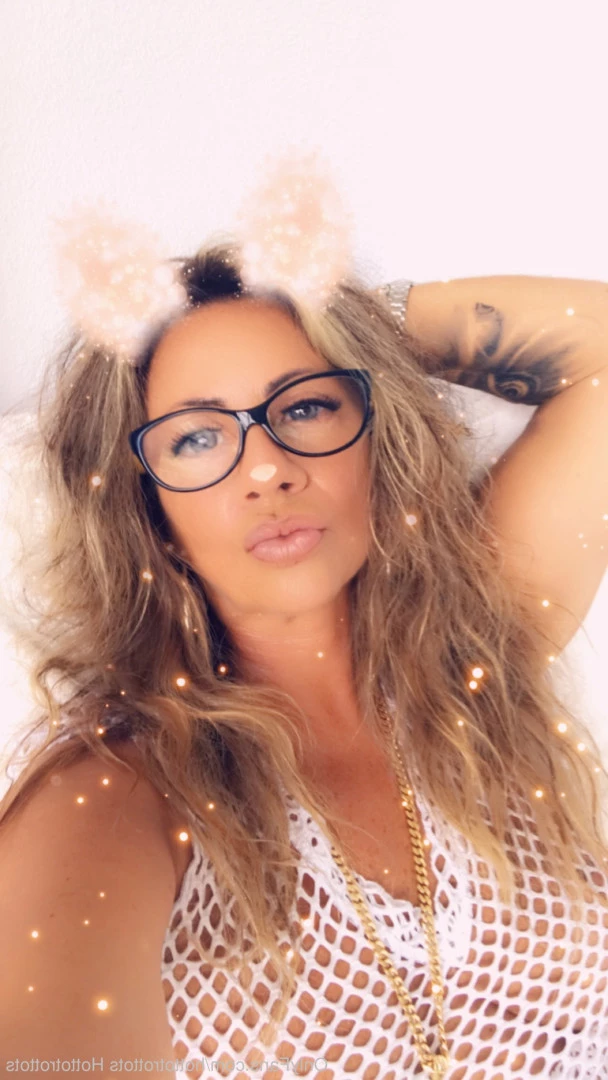 Queen Tots [ hottotrottots ] Onlyfans leaked photo 8490102 on Hotleaks.tv