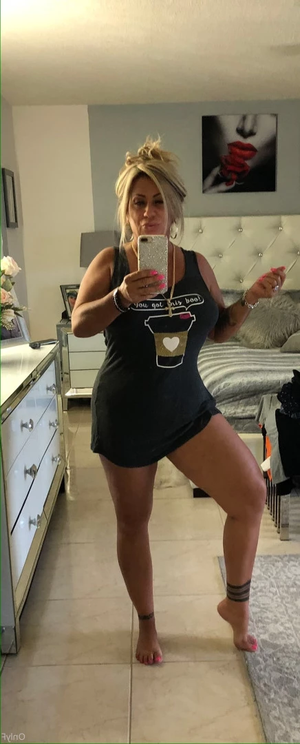 Queen Tots [ hottotrottots ] Onlyfans leaked photo 8490428 on Hotleaks.tv