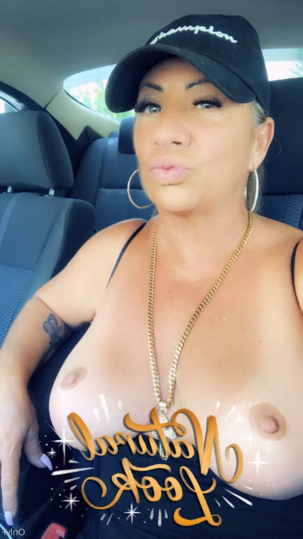 Queen Tots [ hottotrottots ] Onlyfans leaked photo 8491163 on Hotleaks.tv