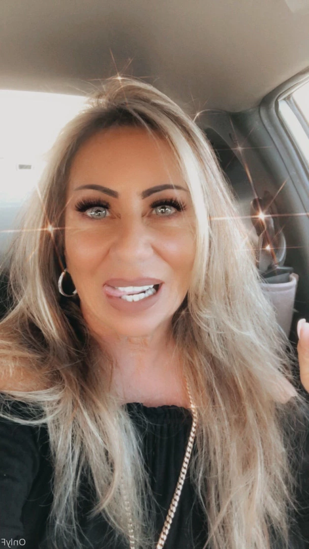 Queen Tots [ hottotrottots ] Onlyfans leaked photo 8491761 on Hotleaks.tv