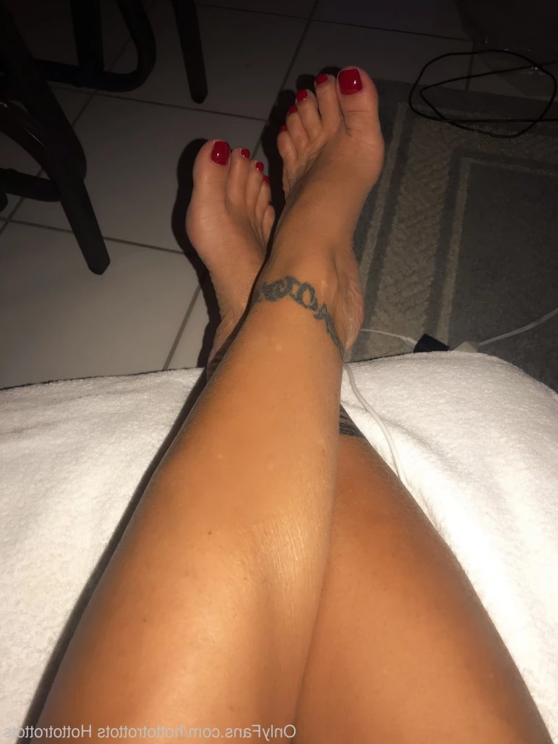 Queen Tots [ hottotrottots ] Onlyfans leaked photo 8493026 on Hotleaks.tv