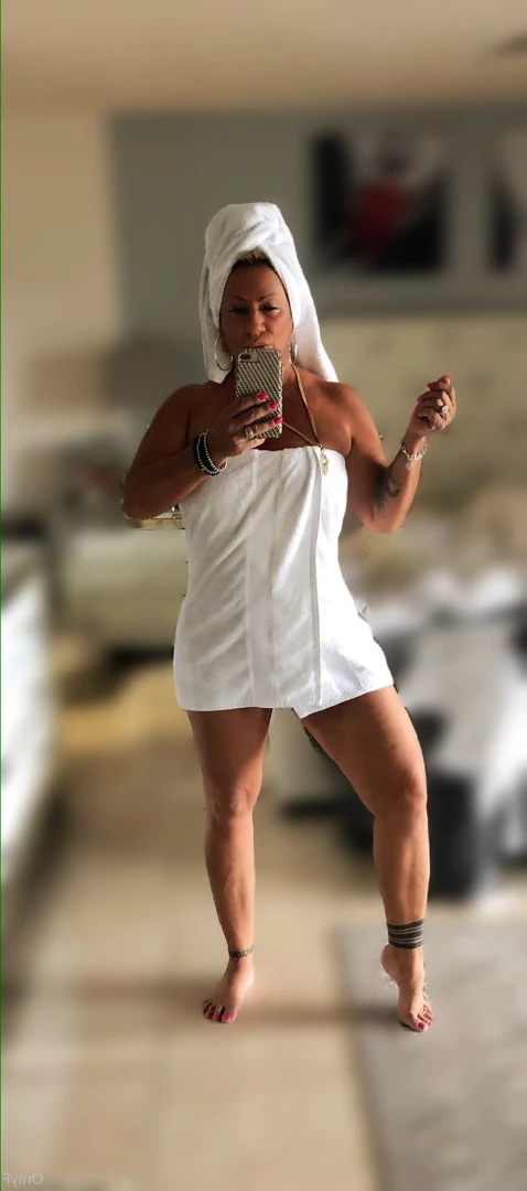 Queen Tots [ hottotrottots ] Onlyfans leaked photo 8493376 on Hotleaks.tv